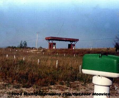 Sundowner Drive-In Theatre - Sundowner Ticket Booths 1990S Courtesy Outdoor Moovies (newer photo)